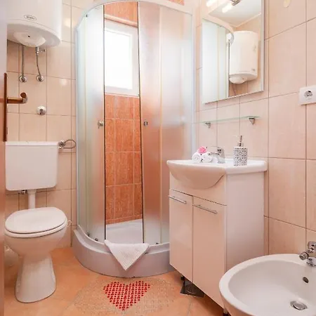 Island Beat * Supetar